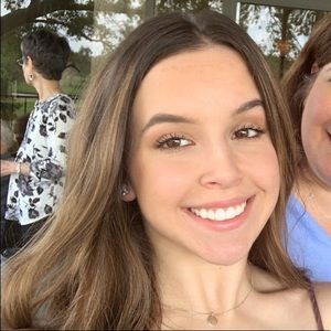 Meet your Posher, Allison